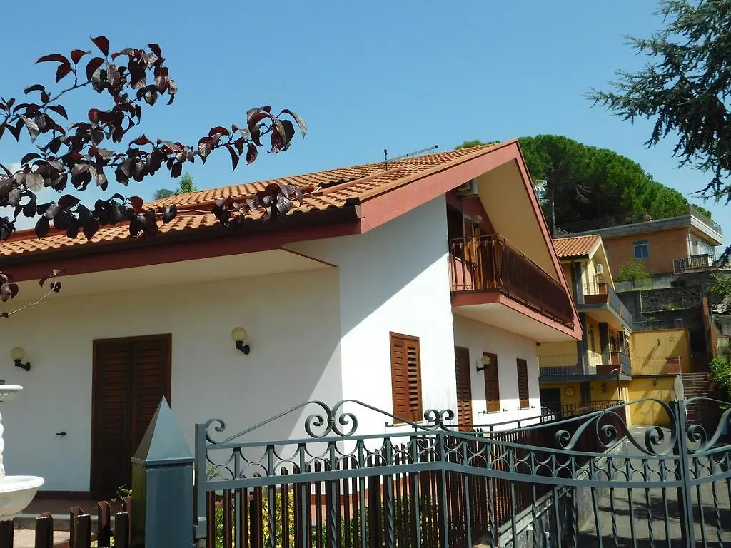 Casa Vacanze Volpe Dell'Etna Nicolosi Appartamento