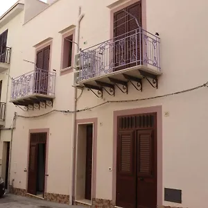 Il Glicine & Castellammare del Golfo